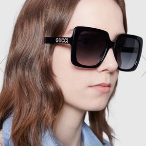 Gucci Square Sunglasses 🕶
